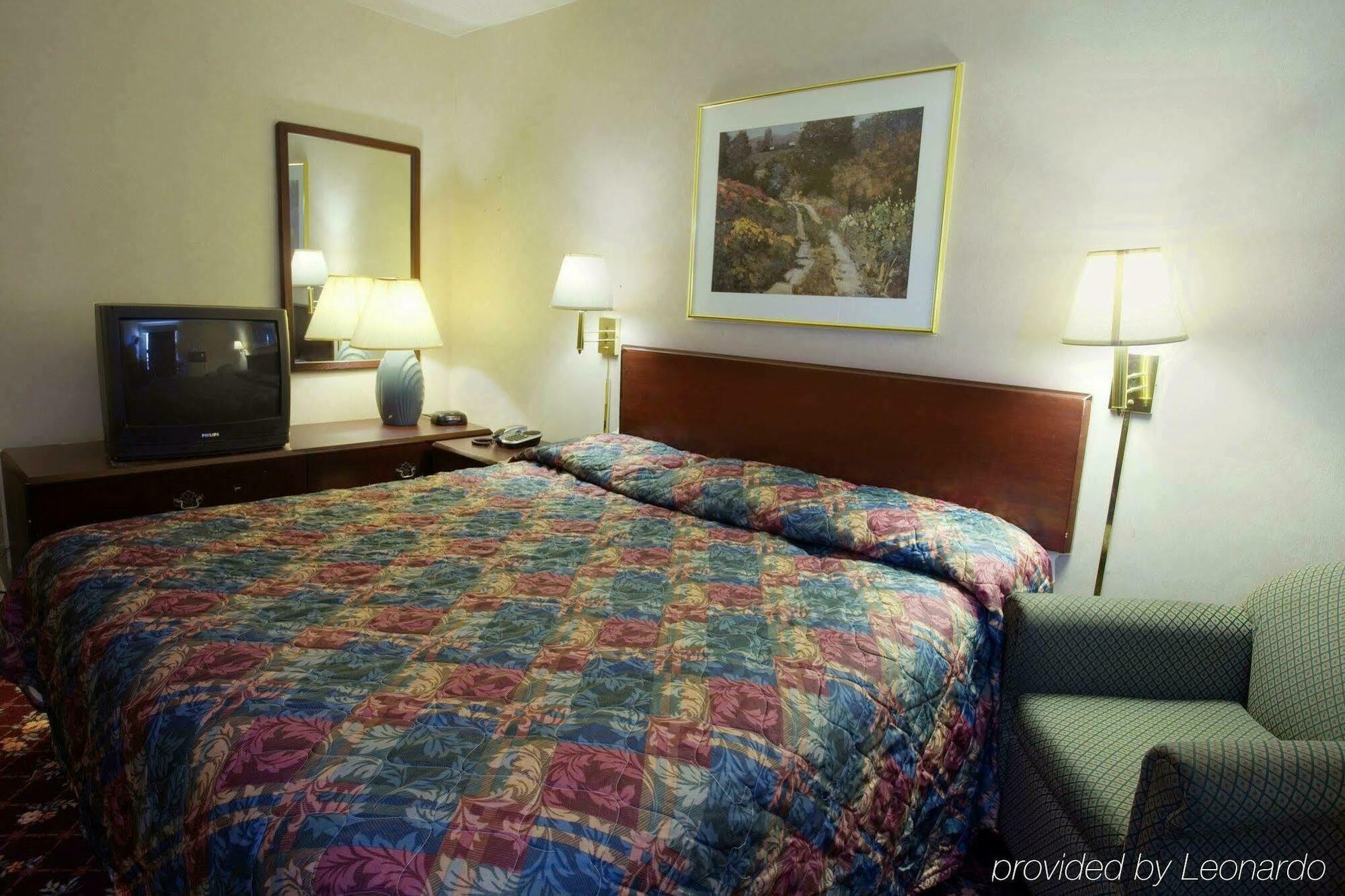 Americas Best Value Inn Dearborn Eksteriør bilde